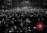 Image foule après Herbert Hoover Discours Cleveland Ohio USA, 1936, de la seconde 22 séquences d'archives historiques vidéo 65675035790