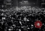 Image foule après Herbert Hoover Discours Cleveland Ohio USA, 1936, de la seconde 30 séquences d'archives historiques vidéo 65675035790