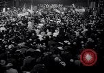 Image foule après Herbert Hoover Discours Cleveland Ohio USA, 1936, de la seconde 55 séquences d'archives historiques vidéo 65675035790