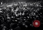 Image foule après Herbert Hoover Discours Cleveland Ohio USA, 1936, de la seconde 58 séquences d'archives historiques vidéo 65675035790