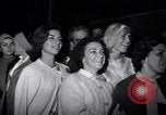 Standbild Ross Hunter begrüßt die Gäste an der Premier der Chalk Garden United States USA, 1964, aus Sekunde 39 historischem Filmmaterial Videoclip 65675035795