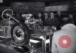 Immagine di Gruppo capitano Douglas Bader al motor show London Inghilterra England, 1951, secondo 45 filmato di repertorio 65675035808