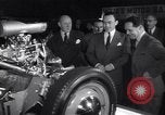 Immagine di Gruppo capitano Douglas Bader al motor show London Inghilterra England, 1951, secondo 49 filmato di repertorio 65675035808