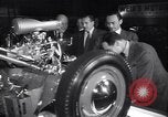 Immagine di Gruppo capitano Douglas Bader al motor show London Inghilterra England, 1951, secondo 58 filmato di repertorio 65675035808