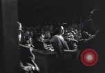 Immagine di Ella Logan testimonia prima casa comitato sulle attività Un-American United States USA, 1951, secondo 9 filmato di repertorio 65675035809