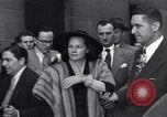Immagine di Ella Logan testimonia prima casa comitato sulle attività Un-American United States USA, 1951, secondo 43 filmato di repertorio 65675035809