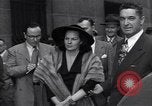 Immagine di Ella Logan testimonia prima casa comitato sulle attività Un-American United States USA, 1951, secondo 47 filmato di repertorio 65675035809