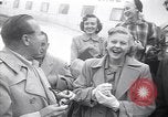 Image Jack Benny et Errol Flynn United States USA, 1951, de la seconde 36 séquences d'archives historiques vidéo 65675035810