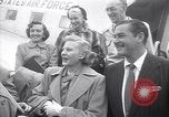 Image Jack Benny et Errol Flynn United States USA, 1951, de la seconde 38 séquences d'archives historiques vidéo 65675035810