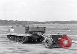 Standbild amphibische Landung Fahrzeug im militärischen Bereich Test United States USA, 1941, aus Sekunde 5 historischem Filmmaterial Videoclip 65675035811