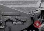 Standbild amphibische Landung Fahrzeug im militärischen Bereich Test United States USA, 1941, aus Sekunde 13 historischem Filmmaterial Videoclip 65675035811