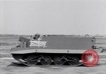 Standbild amphibische Landung Fahrzeug im militärischen Bereich Test United States USA, 1941, aus Sekunde 20 historischem Filmmaterial Videoclip 65675035811