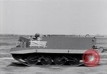 Standbild amphibische Landung Fahrzeug im militärischen Bereich Test United States USA, 1941, aus Sekunde 22 historischem Filmmaterial Videoclip 65675035811