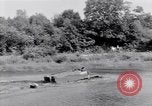 Standbild amphibische Landung Fahrzeug im militärischen Bereich Test United States USA, 1941, aus Sekunde 45 historischem Filmmaterial Videoclip 65675035811