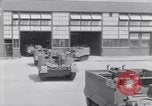 Immagine di Sbarco veicoli durante una sessione di prove libere United States USA, 1941, secondo 13 filmato di repertorio 65675035812