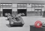 Immagine di Sbarco veicoli durante una sessione di prove libere United States USA, 1941, secondo 14 filmato di repertorio 65675035812