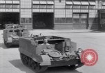 Immagine di Sbarco veicoli durante una sessione di prove libere United States USA, 1941, secondo 21 filmato di repertorio 65675035812