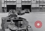 Immagine di Sbarco veicoli durante una sessione di prove libere United States USA, 1941, secondo 40 filmato di repertorio 65675035812