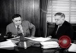 Immagine di Incontro tra il Sindaco di NY e interni di secrezione Washington DC USA, 1937, secondo 20 filmato di repertorio 65675035814
