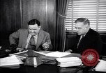 Immagine di Incontro tra il Sindaco di NY e interni di secrezione Washington DC USA, 1937, secondo 27 filmato di repertorio 65675035814