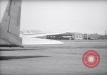 Immagine di Il sindaco di New York F H LaGuardia prende un volo United States USA, 1937, secondo 25 filmato di repertorio 65675035816