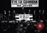 Immagine di Benvenuto di F H LaGuardia presso la sua campagna elettorale New York United States USA, 1934, secondo 5 filmato di repertorio 65675035822