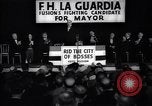 Immagine di Benvenuto di F H LaGuardia presso la sua campagna elettorale New York United States USA, 1934, secondo 13 filmato di repertorio 65675035822