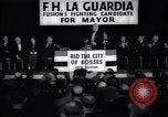 Immagine di Benvenuto di F H LaGuardia presso la sua campagna elettorale New York United States USA, 1934, secondo 26 filmato di repertorio 65675035822