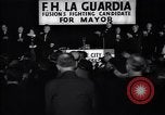 Immagine di Benvenuto di F H LaGuardia presso la sua campagna elettorale New York United States USA, 1934, secondo 28 filmato di repertorio 65675035822