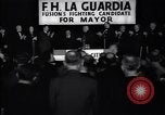 Immagine di Benvenuto di F H LaGuardia presso la sua campagna elettorale New York United States USA, 1934, secondo 37 filmato di repertorio 65675035822