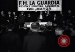 Immagine di Benvenuto di F H LaGuardia presso la sua campagna elettorale New York United States USA, 1934, secondo 44 filmato di repertorio 65675035822