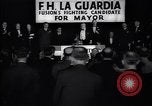 Immagine di Benvenuto di F H LaGuardia presso la sua campagna elettorale New York United States USA, 1934, secondo 45 filmato di repertorio 65675035822