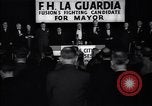 Immagine di Benvenuto di F H LaGuardia presso la sua campagna elettorale New York United States USA, 1934, secondo 49 filmato di repertorio 65675035822