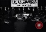 Immagine di Benvenuto di F H LaGuardia presso la sua campagna elettorale New York United States USA, 1934, secondo 56 filmato di repertorio 65675035822