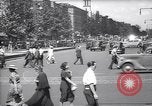 Standbild belebten Markt Geschäfte und Straßen Harlem New York City USA, 1937, aus Sekunde 16 historischem Filmmaterial Videoclip 65675035839