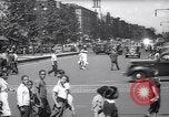 Standbild belebten Markt Geschäfte und Straßen Harlem New York City USA, 1937, aus Sekunde 18 historischem Filmmaterial Videoclip 65675035839