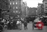 Standbild belebten Markt Geschäfte und Straßen Harlem New York City USA, 1937, aus Sekunde 50 historischem Filmmaterial Videoclip 65675035839