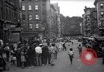 Standbild belebten Markt Geschäfte und Straßen Harlem New York City USA, 1937, aus Sekunde 58 historischem Filmmaterial Videoclip 65675035839