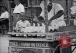 Standbild Snow Ball Warenkorb New York United States USA, 1939, aus Sekunde 33 historischem Filmmaterial Videoclip 65675035844