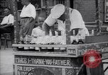 Standbild Snow Ball Warenkorb New York United States USA, 1939, aus Sekunde 45 historischem Filmmaterial Videoclip 65675035844