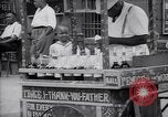 Standbild Snow Ball Warenkorb New York United States USA, 1939, aus Sekunde 51 historischem Filmmaterial Videoclip 65675035844