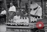 Standbild Snow Ball Warenkorb New York United States USA, 1939, aus Sekunde 53 historischem Filmmaterial Videoclip 65675035844