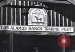 Image Bâtiments à Los Alamos New Mexico United States USA, 1949, de la seconde 13 séquences d'archives historiques vidéo 65675035847