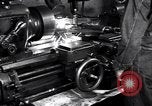 Standbild Die Wissenschaftler arbeiten an Uran Oak Ridge Tennessee, 1946, aus Sekunde 40 historischem Filmmaterial Videoclip 65675035851