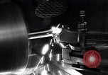 Standbild Die Wissenschaftler arbeiten an Uran Oak Ridge Tennessee, 1946, aus Sekunde 49 historischem Filmmaterial Videoclip 65675035851