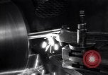 Standbild Die Wissenschaftler arbeiten an Uran Oak Ridge Tennessee, 1946, aus Sekunde 51 historischem Filmmaterial Videoclip 65675035851
