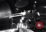 Standbild Die Wissenschaftler arbeiten an Uran Oak Ridge Tennessee, 1946, aus Sekunde 57 historischem Filmmaterial Videoclip 65675035851
