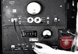 Standbild Techniker und Ausrüstung Oak Ridge Tennessee, 1946, aus Sekunde 43 historischem Filmmaterial Videoclip 65675035853