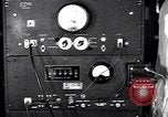 Standbild Techniker und Ausrüstung Oak Ridge Tennessee, 1946, aus Sekunde 56 historischem Filmmaterial Videoclip 65675035853
