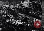 Standbild Liberty Darlehen Parade und britischen Parade London England Vereinigtes Königreich, 1918, aus Sekunde 3 historischem Filmmaterial Videoclip 65675035866